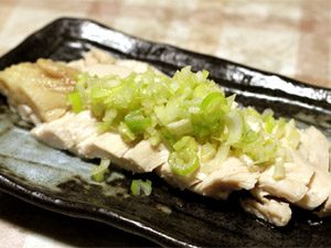 簡単！鶏肉おつまみレシピ 水郷どりむね肉の塩ダレ鶏 作り方のポイントとアレンジ方法